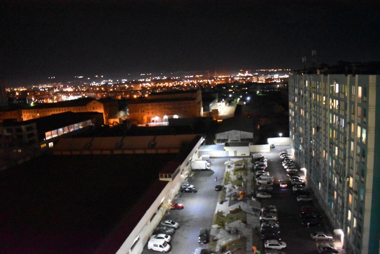 Loft Apartment In Yerevan Luaran gambar
